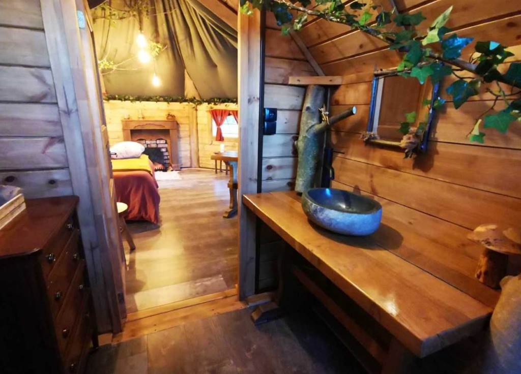 Hébergement Insolite : La cabane du Nuton ardennais — photo 2