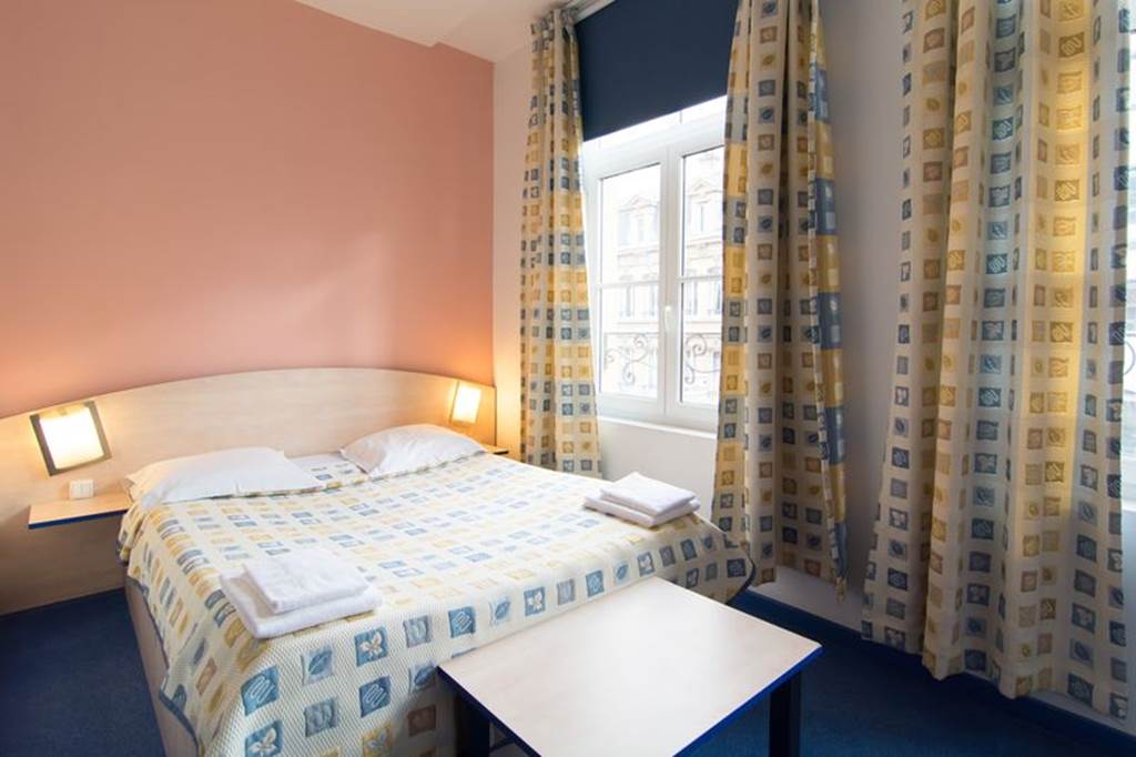 Hôtel "Le César", Charleville-Mézières - photo 3