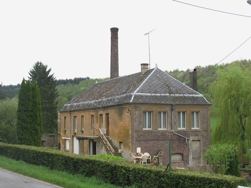 Ancienne usine de meubles, Sapogne-et-Feuchères