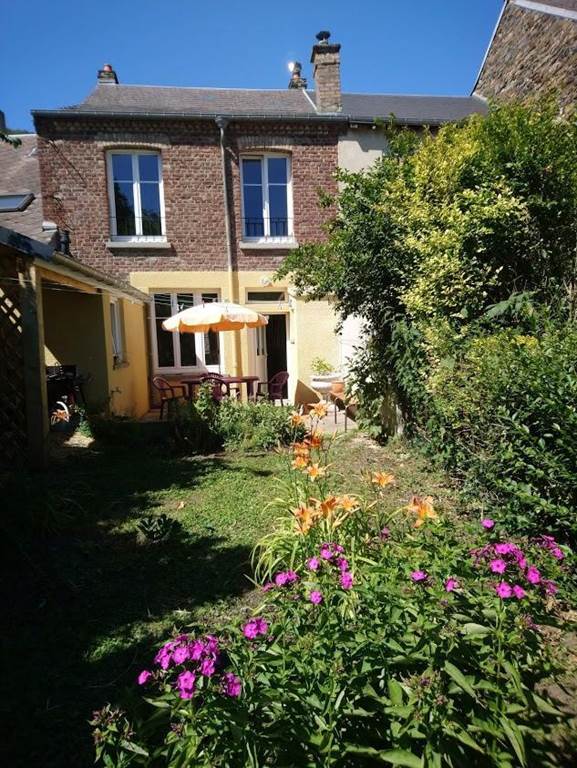 Gîte n°552 "COUR ET JARDIN"