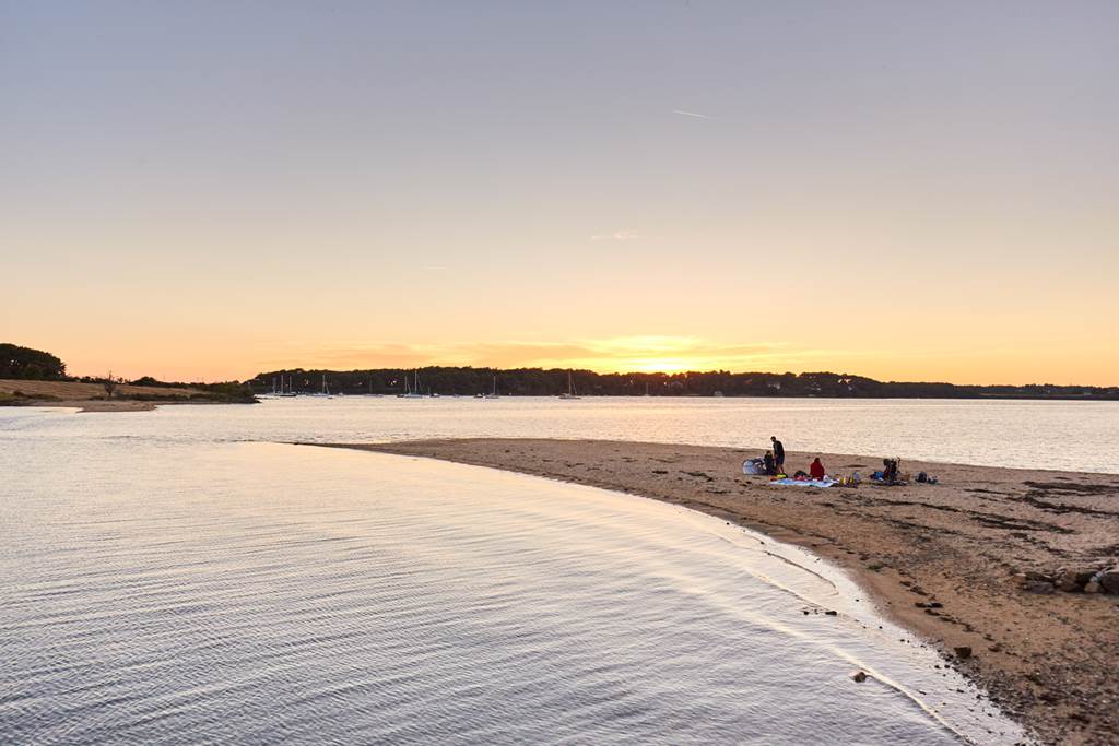 Plage des Sept Iles, Locmiquel