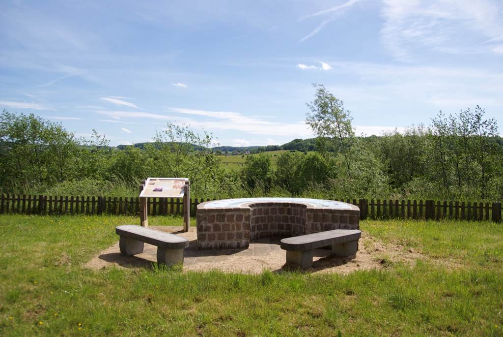 Montimont, le camp de la Misère, Donchery