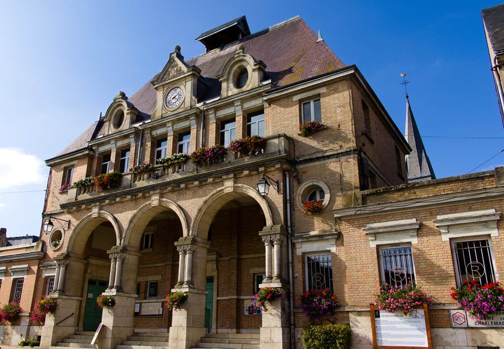 Halte Fluviale d'Attigny, Attigny - photo 2