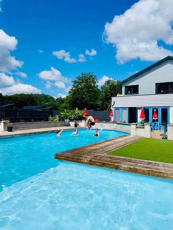 Camping Les Naïades