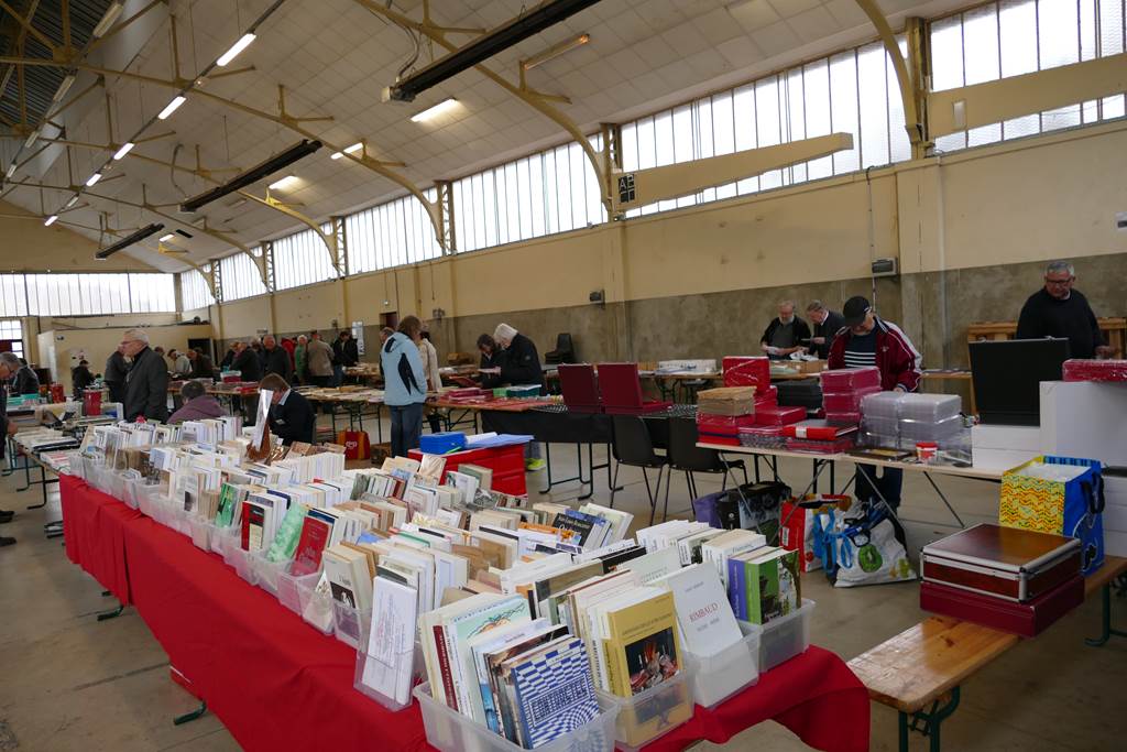 Bourse multi-collections, Amagne