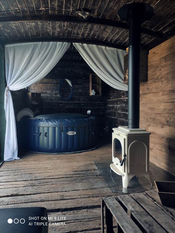 LE WAGON DES AMOUREUX