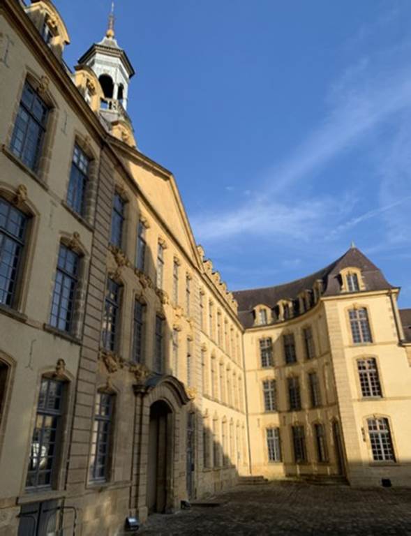 Visite guidée à Sedan : Les Manufactures textiles en centre-ville  France Grand Est Ardennes Sedan 08200