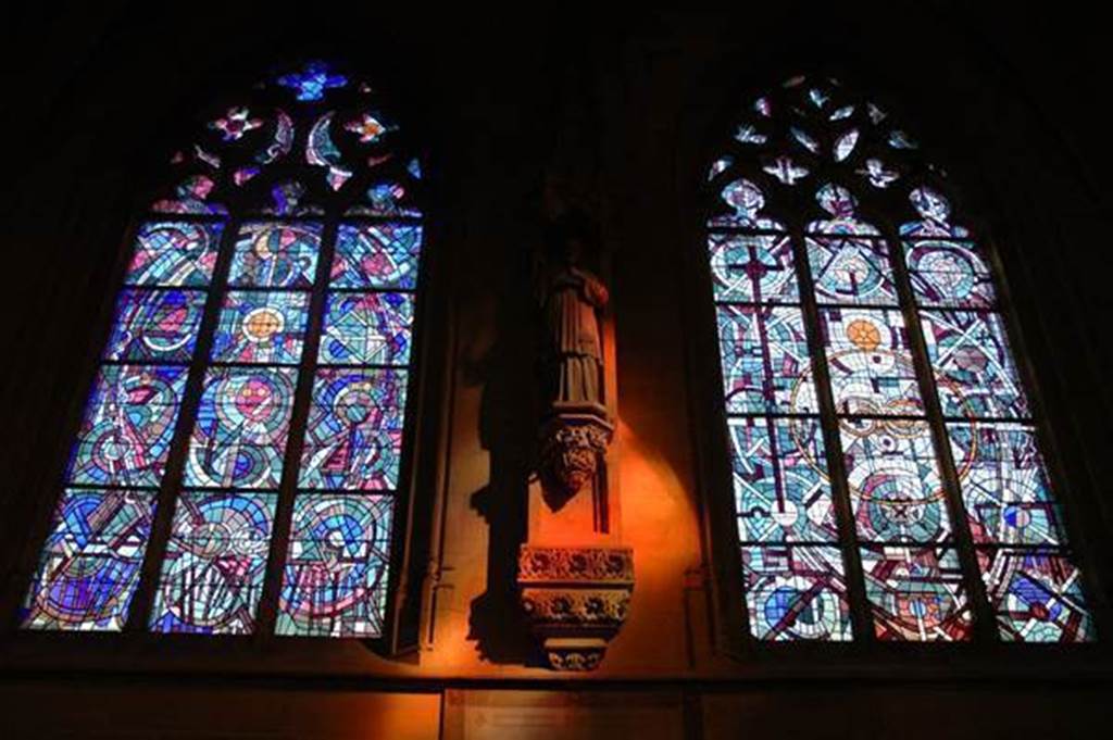 Visite guidée de la Basilique de Mézières, ses vitraux et son trésor d'art sacré, Charleville-Mézières - photo 6