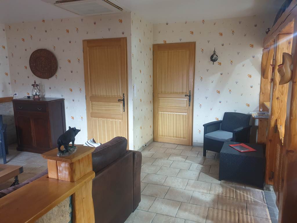 CHEZ MERE GRAND