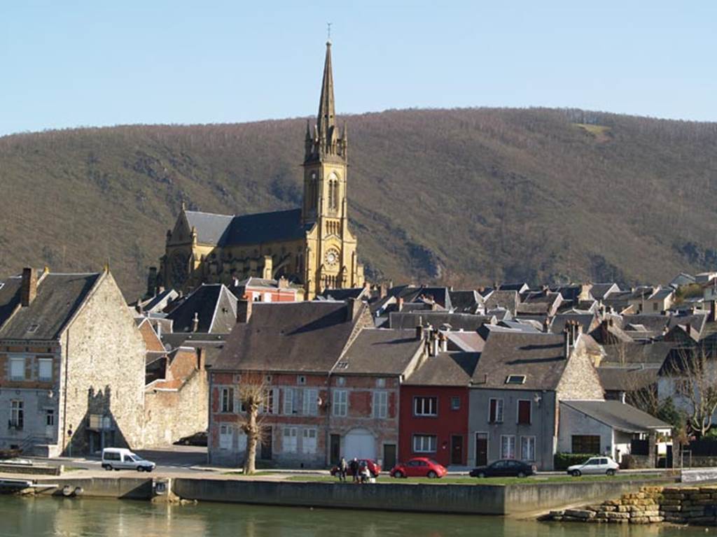 Centre ville historique de Fumay — photo 3