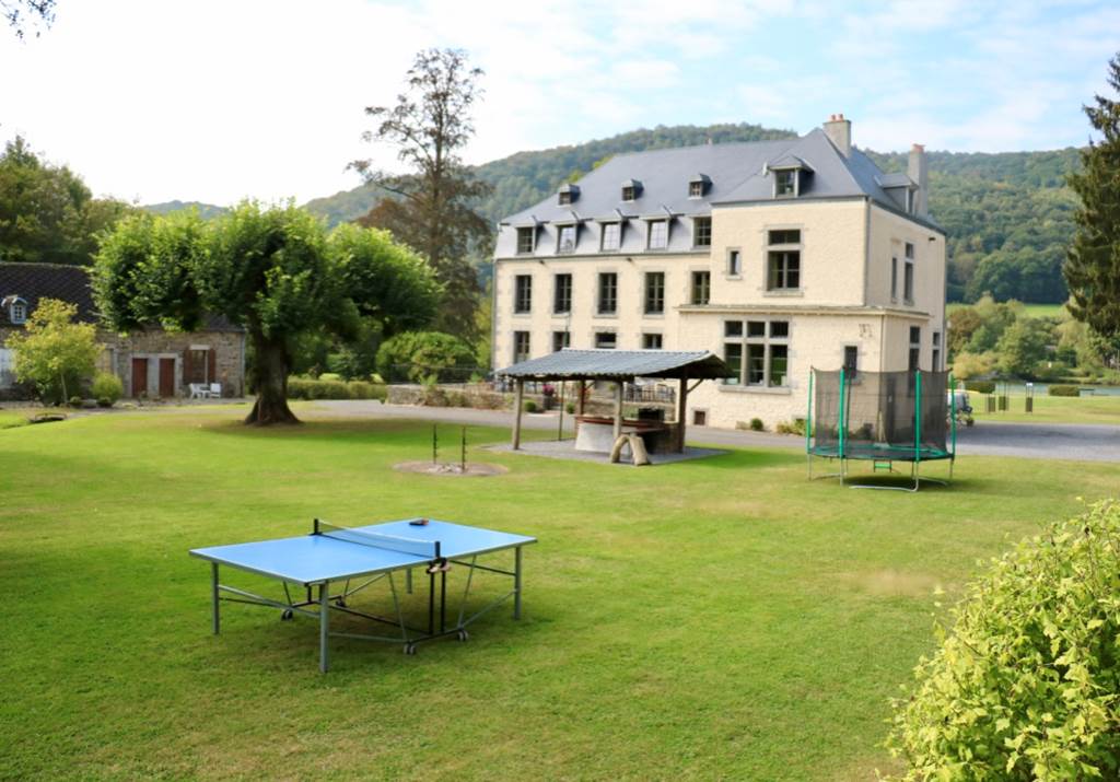 Domaine château du Risdoux - Chambres d'hôtes  France Grand Est Ardennes Vireux-Wallerand 08320