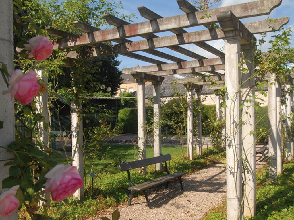 Square Cardot, Charleville-Mézières - photo 2