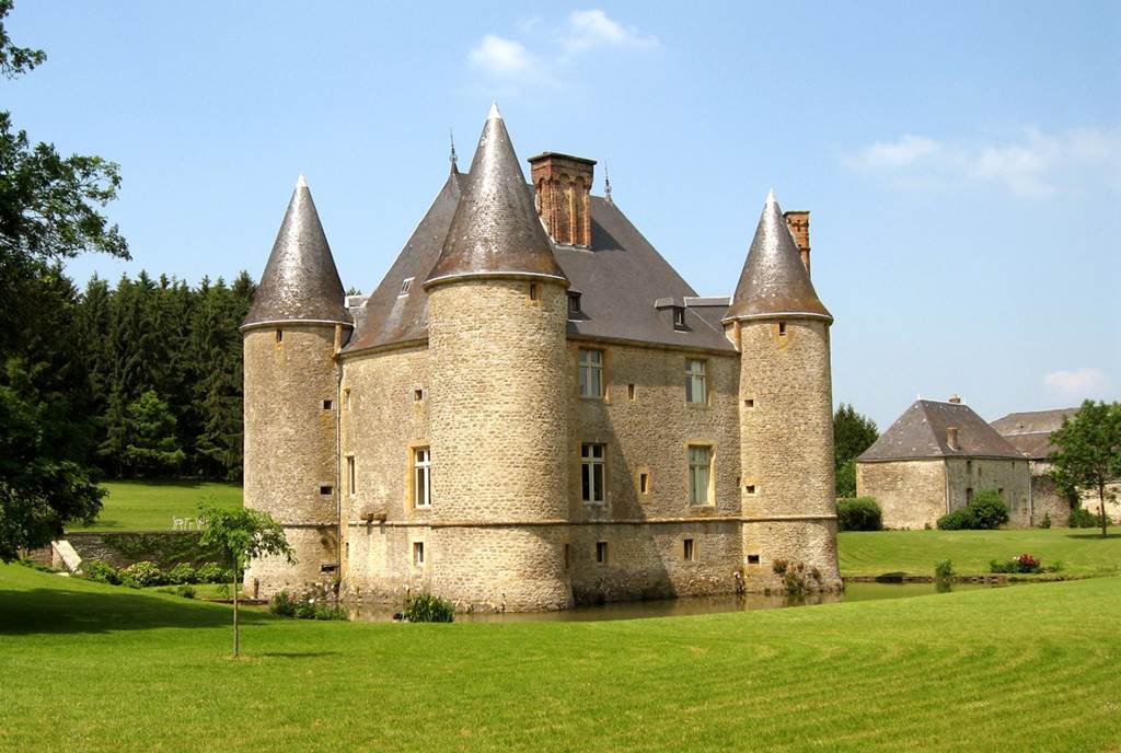 Sentier du château de Landreville