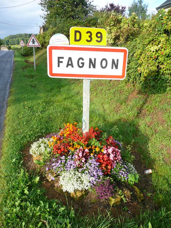 FAGNON, Village Fleuri "1 Fleur"