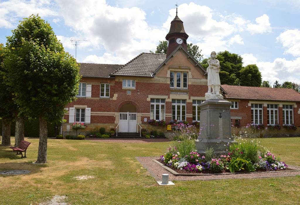 Semide - Village Fleuri "4 fleurs"