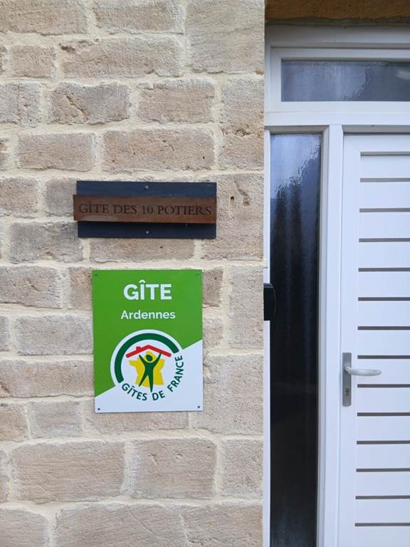 Gîte Des Dix Potiers
