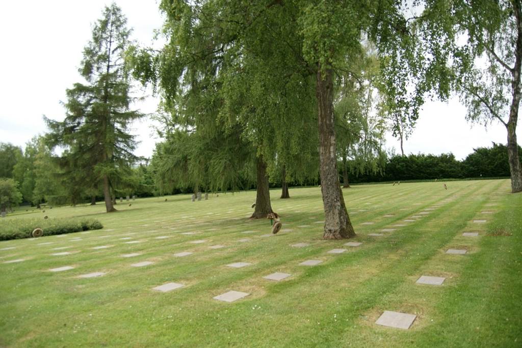 Nécropole allemande de la Marfée, Noyers-Pont-Maugis - photo 14