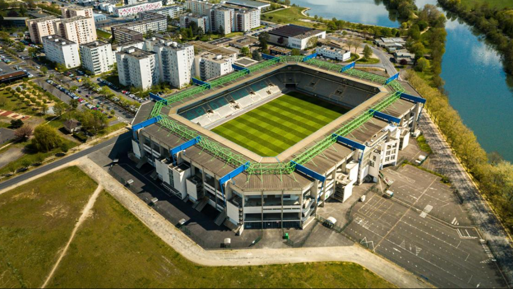 Visite guidée : Le stade Louis Dugauguez