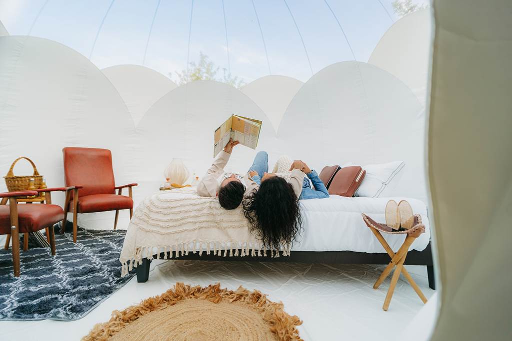 La Bulle enchantée des Cinq mésanges, Ballay