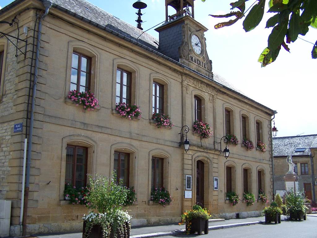 POIX TERRON, Village Fleuri "2 Fleurs"
