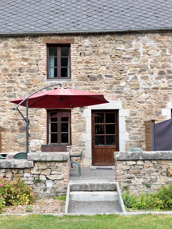 Domaine château du Risdoux : gîte le Champagne (4 personnes)  France Grand Est Ardennes Vireux-Wallerand 08320