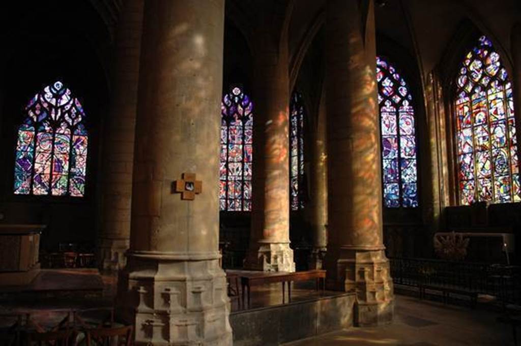 Visite guidée de la Basilique de Mézières, ses vitraux et son trésor d'art sacré null France null null null null