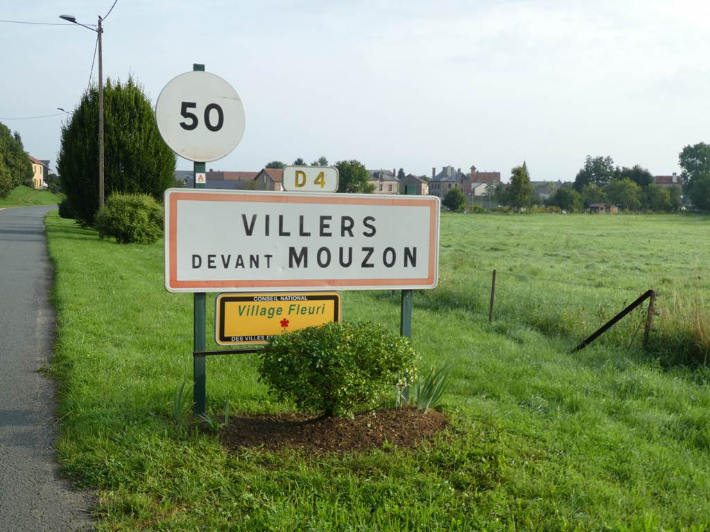 VILLERS DEVANT MOUZON, Village Fleuri "1 Fleur"  France Grand Est Ardennes Villers-devant-Mouzon 08210