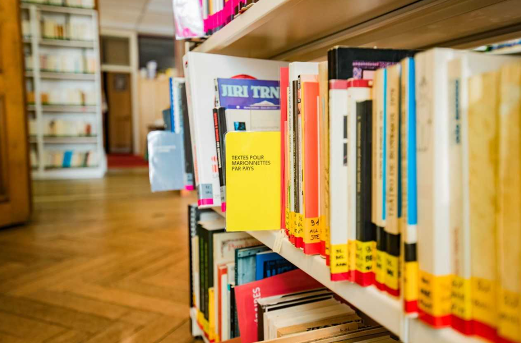 Pôle International de la Marionnette - Jacques Félix / Centre de Documentation et des Collections — photo 3