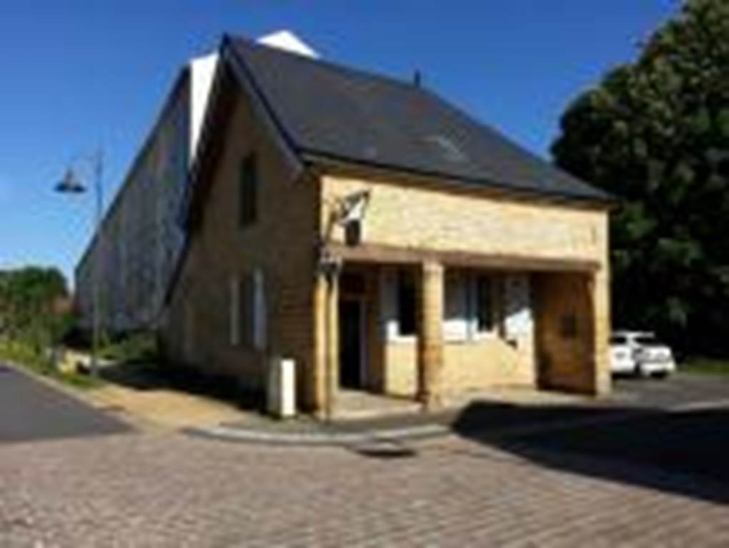 Corps de Garde - vestige de remparts du 14e siècle, Donchery