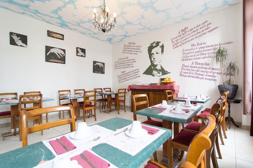 Hôtel "Hôtel de Paris"