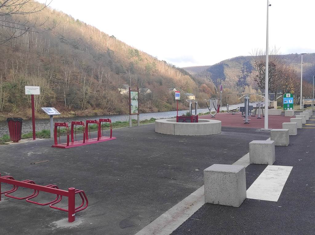 Aire d'accueil et de services pour cyclo-touristes