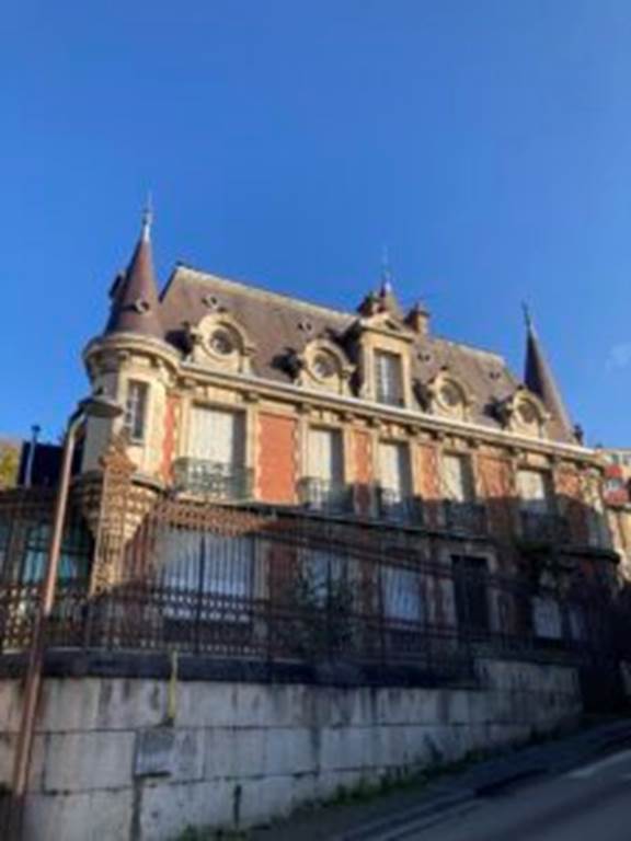 Chateau Crepel, Nouzonville