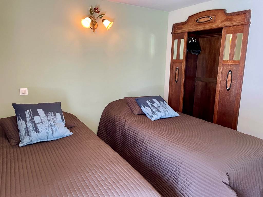 Domaine château du Risdoux : gîte le Basilic (7 personnes)