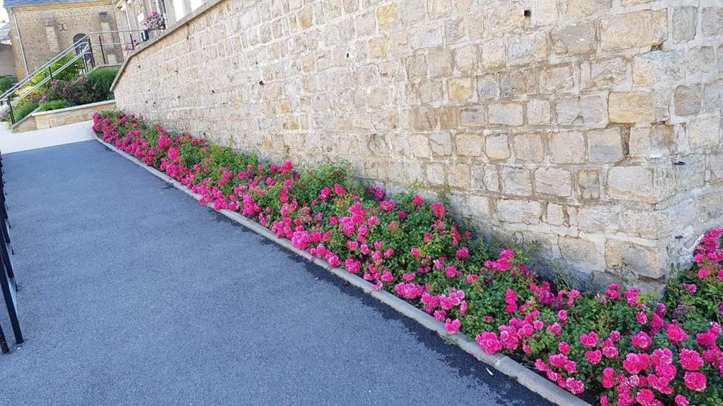 ARREUX, Village fleuri "2 fleurs"