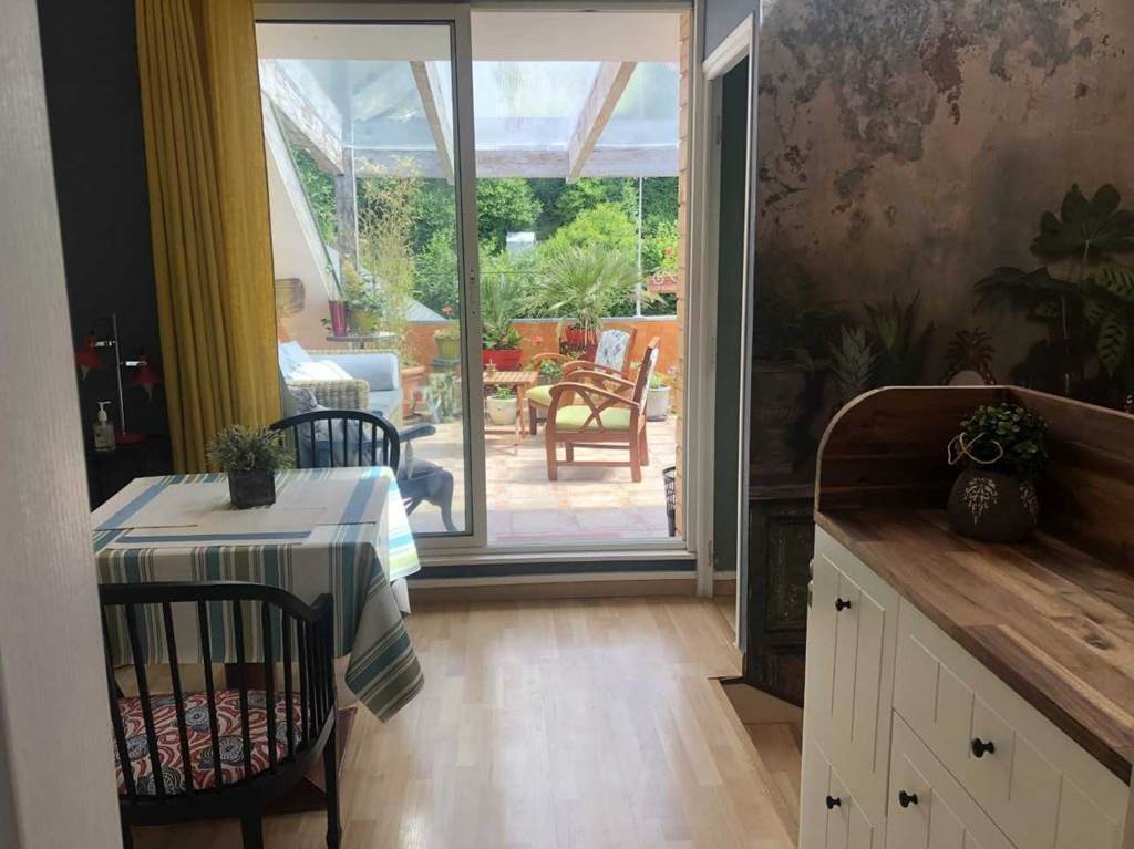 Gîte - La Citadine, chambre d'hôtes à Sedan