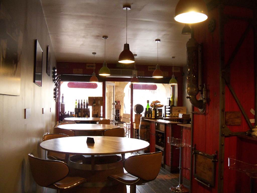 Restaurant "Le Concept Bar à Vin"