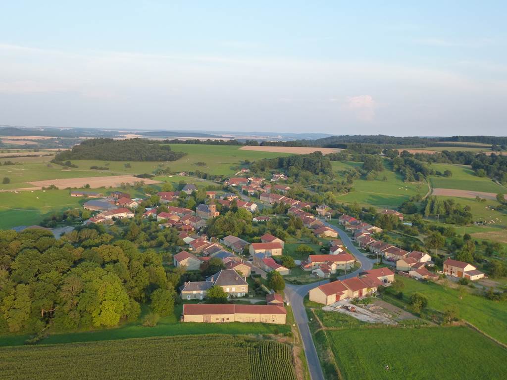 Marcq - Village Fleuri "1 Fleur", Marcq - photo 2