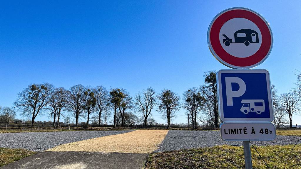 Aire de camping-car de Launois sur Vence - photo 2