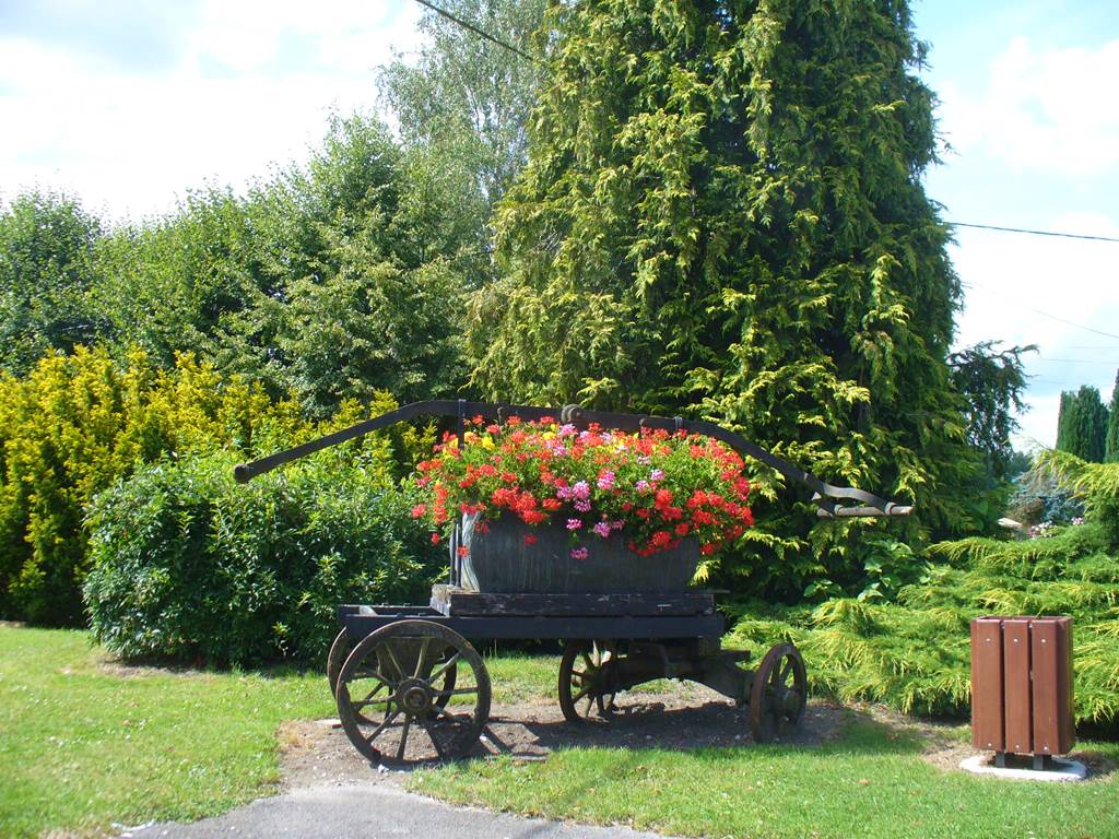 LIART, Village Fleuri "1 Fleur", Liart - photo 2