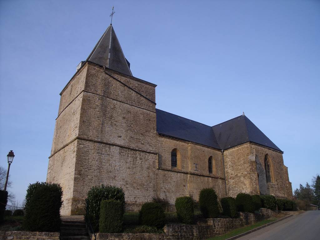 ROUTE DES EGLISES FORTIFIEES DE THIERACHE - REMILLY-LES-POTHEES