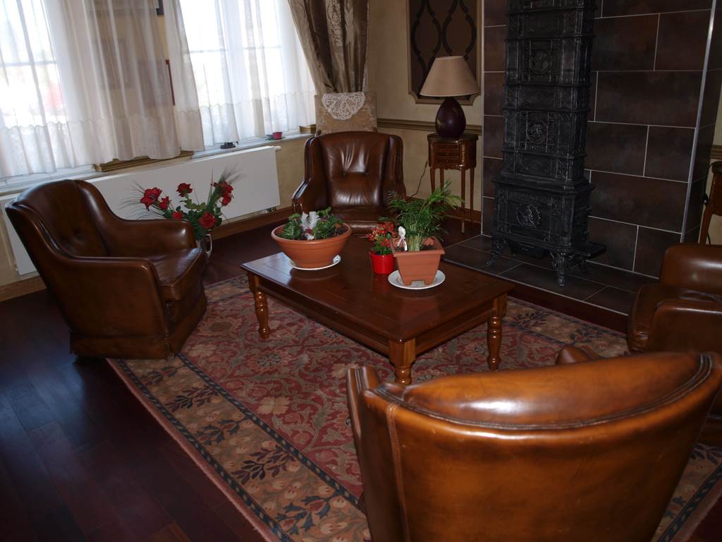 Hôtel La Hulotte Au Lion d'Or - Signy-le-Petit, Signy-le-Petit - photo 3