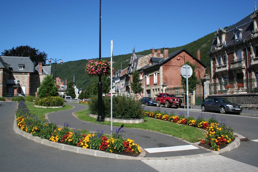 HAYBES, Ville Fleurie "3 Fleurs", Haybes - photo 4