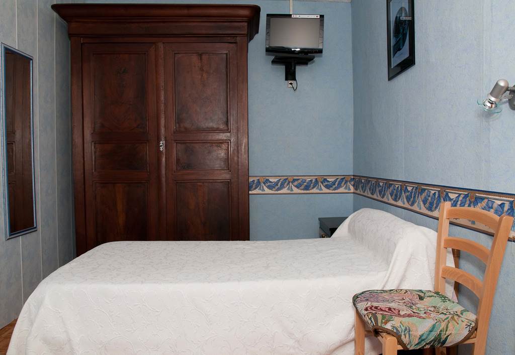 Le Gibergeon - Hotêl, Signy-l'Abbaye - photo 2