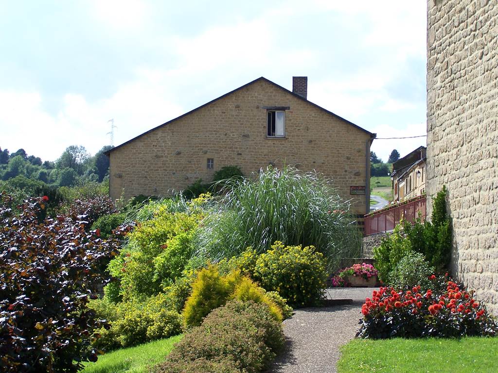 SURY, Village Fleuri "3 Fleurs", Sury - photo 5