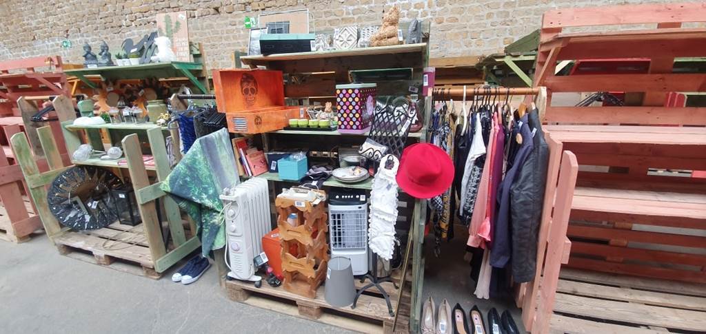 La BroKanterie Dépôt-Vente Permanent — photo 3