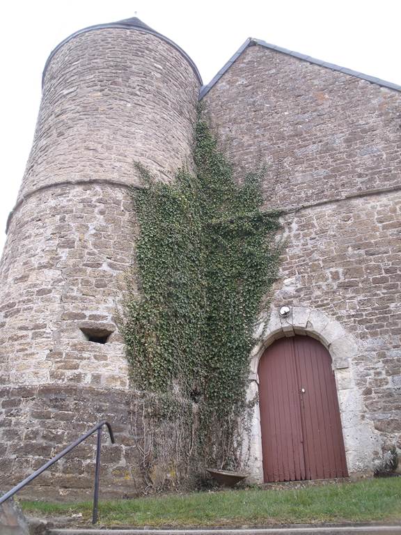 ROUTE DES EGLISES FORTIFIEES DE THIERACHE - FLAIGNES-HAVYS, Flaignes-Havys - photo 3
