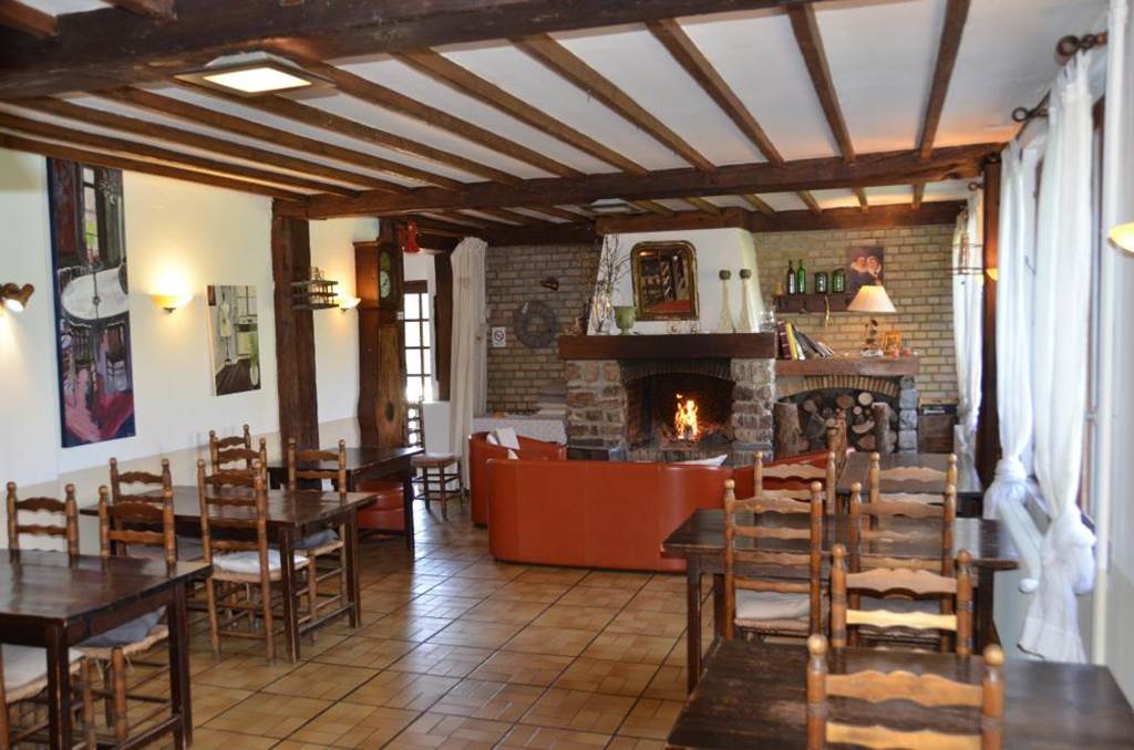 L'auberge des Chenêts, Tournavaux