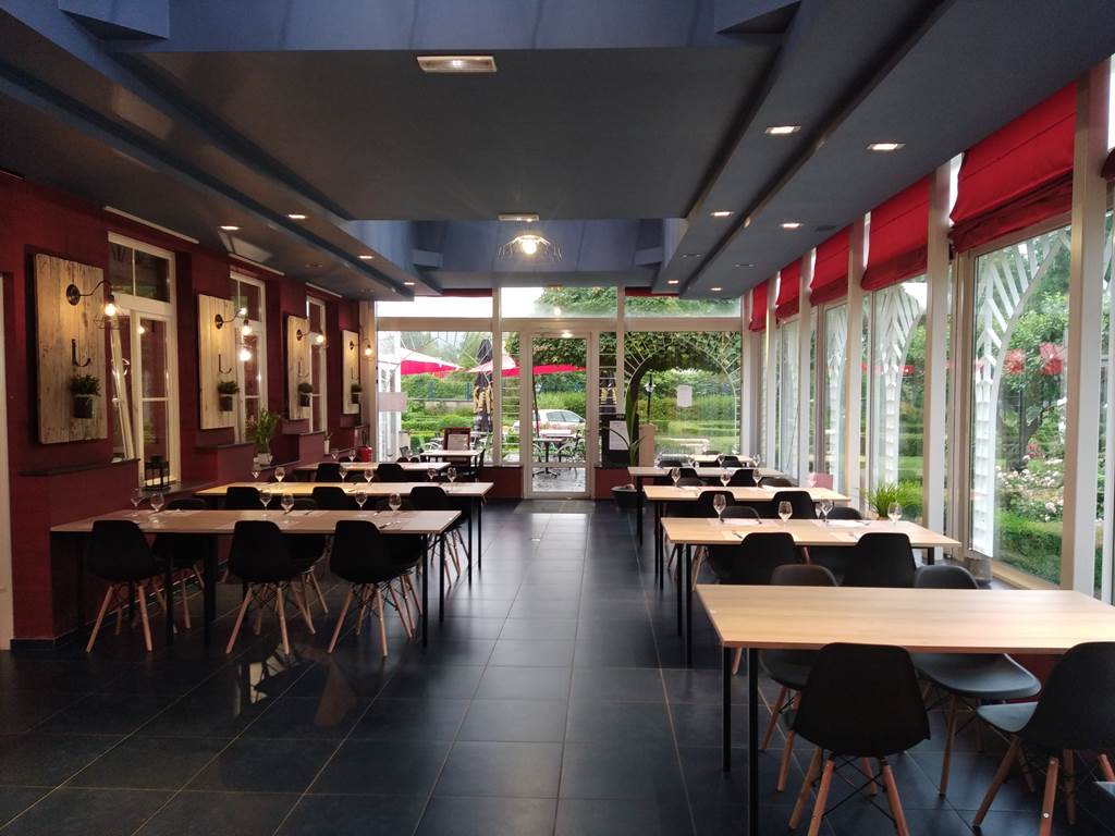 Les buffets de la Roseraie, Fumay - photo 10