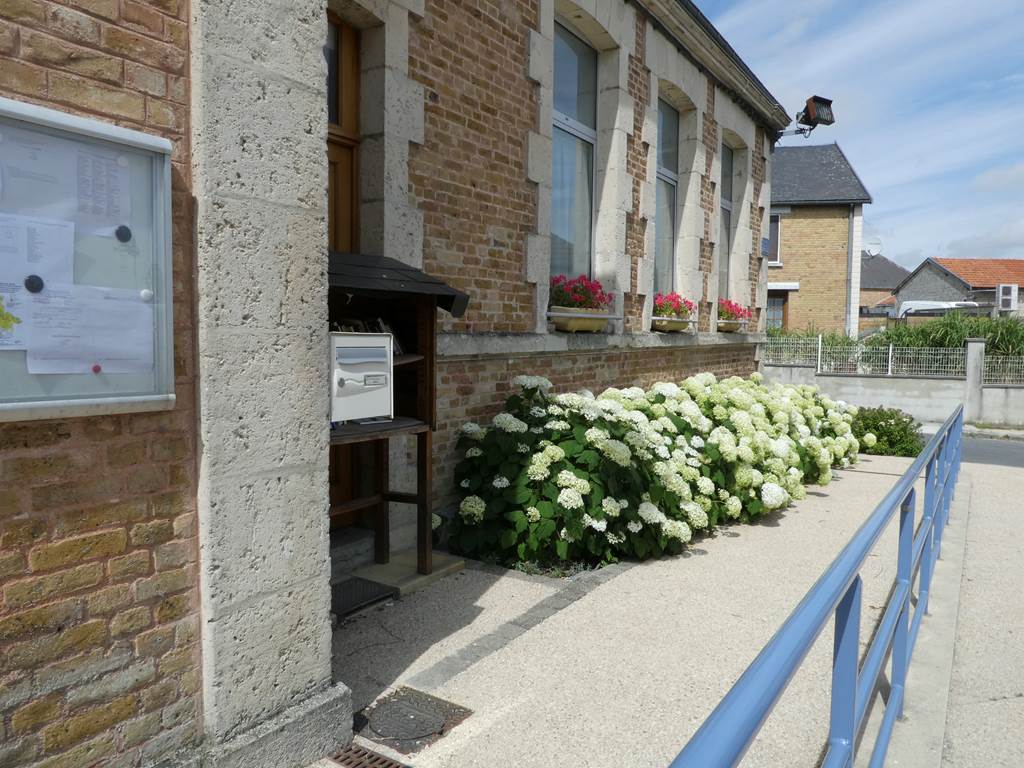 Avançon - Village Fleuri "1 fleur", Avançon - photo 3