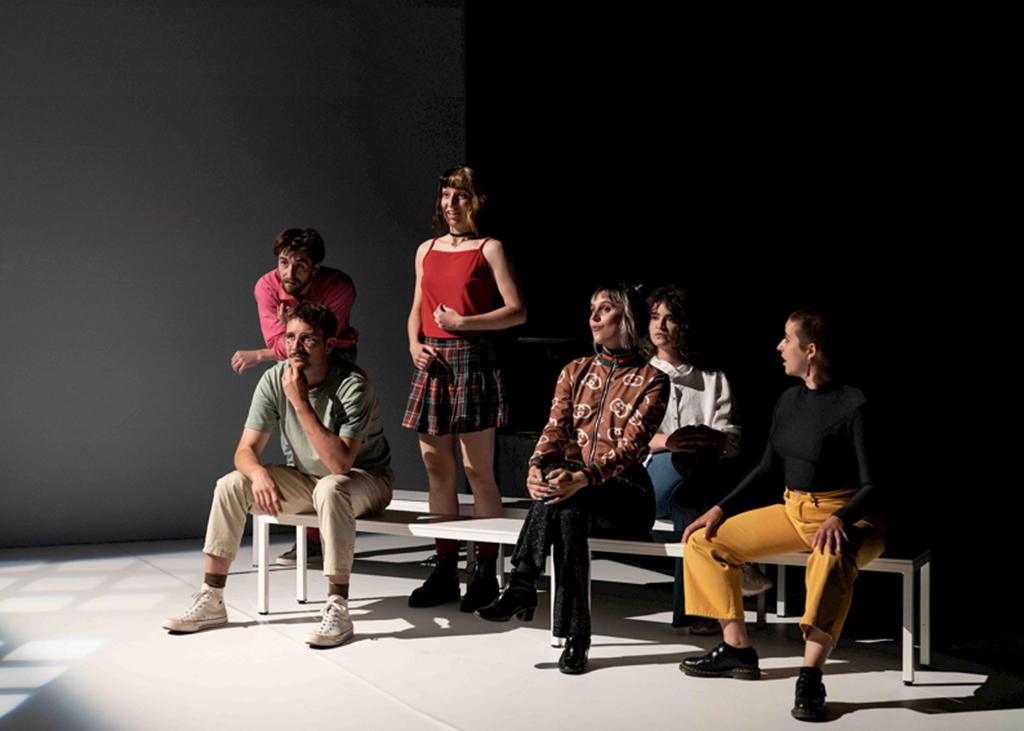 Théâtre : Entrée des artistes